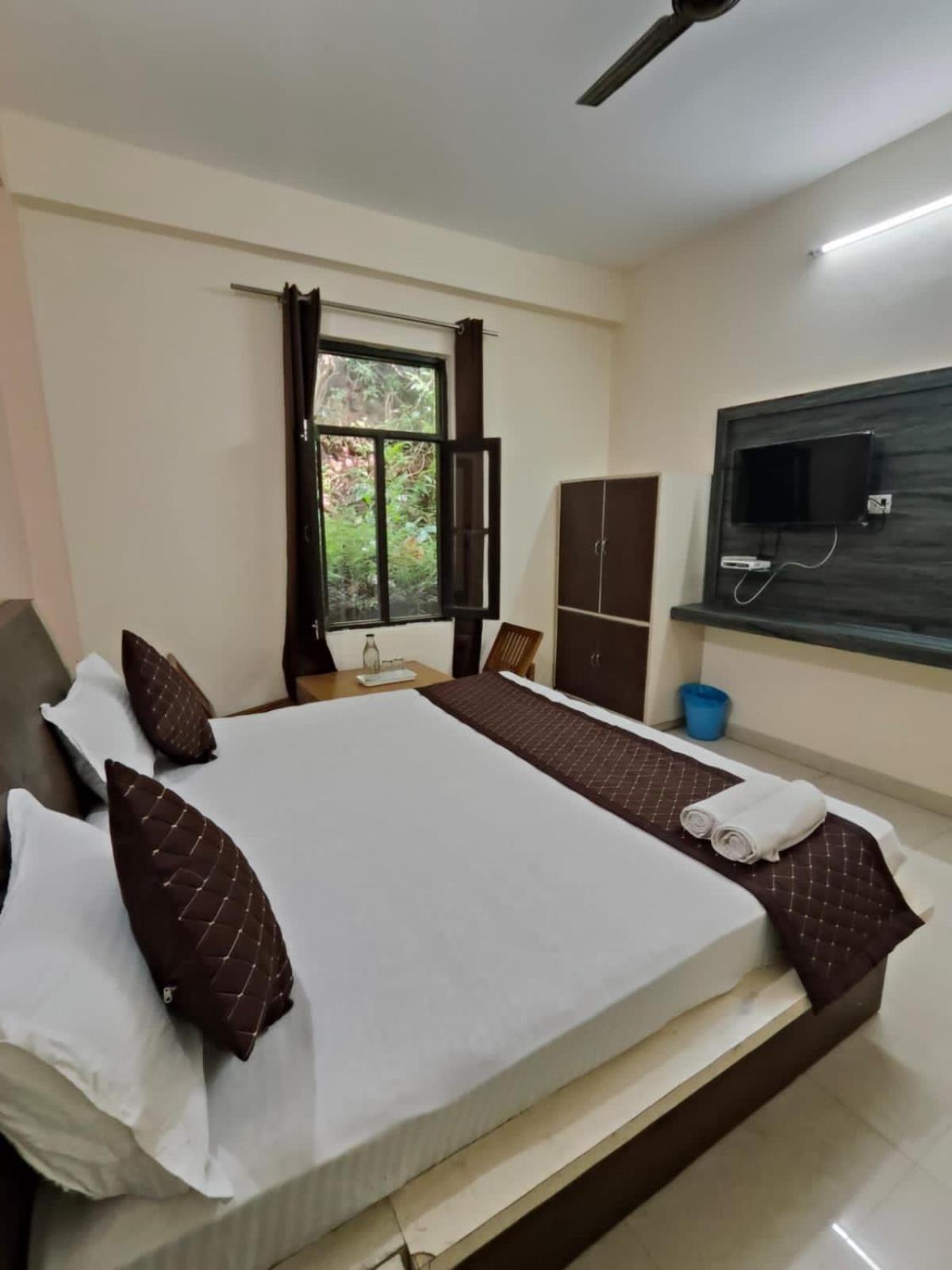 The Panda Hotel Dharamshala Bagian luar foto