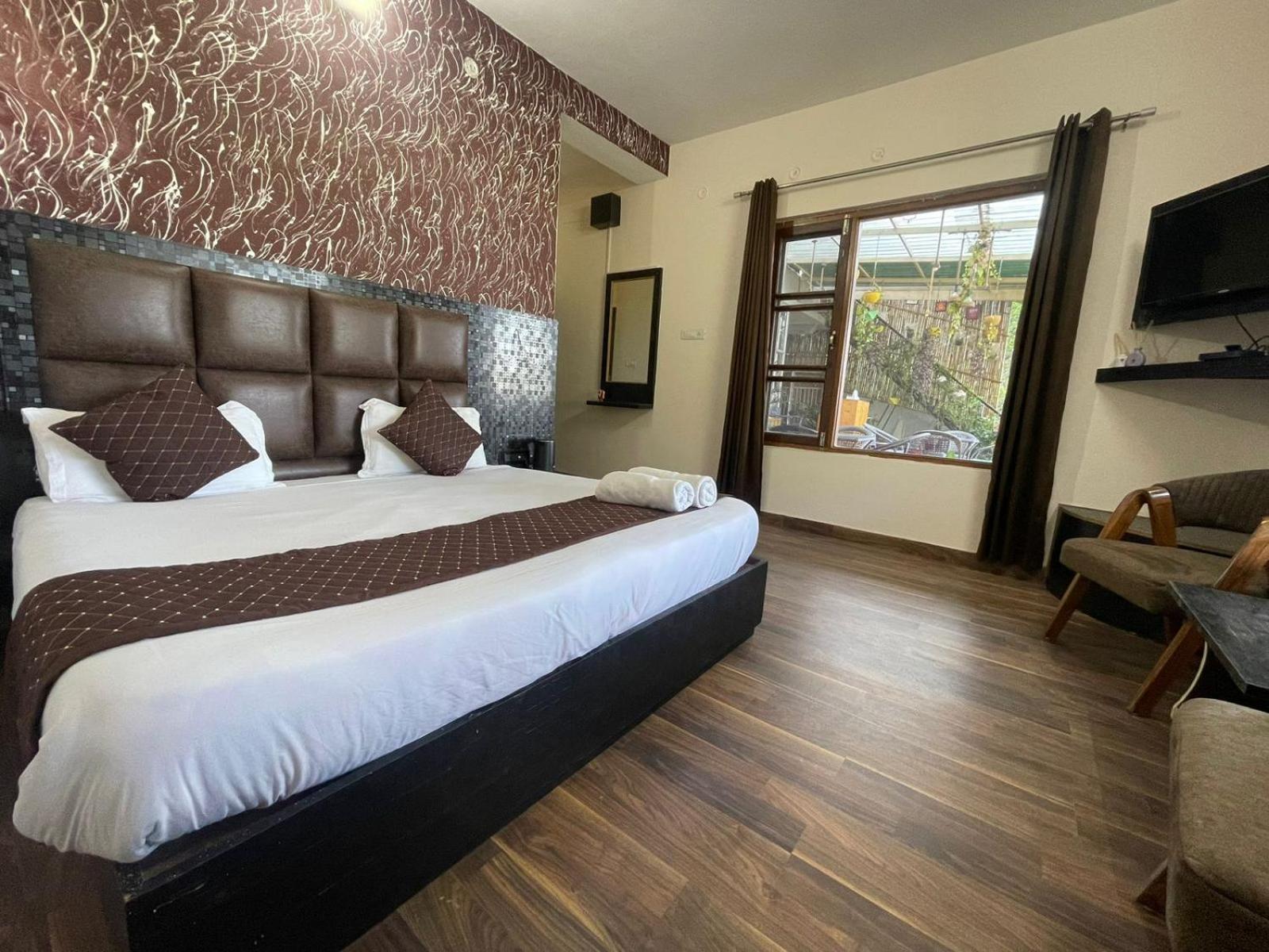 The Panda Hotel Dharamshala Bagian luar foto