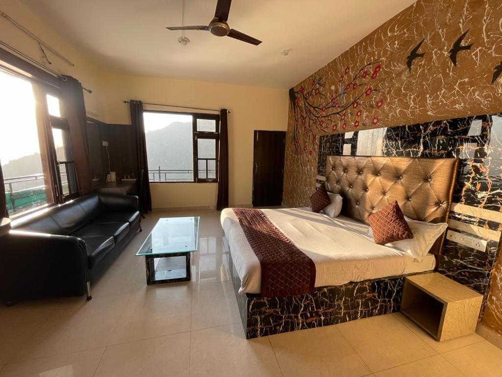 The Panda Hotel Dharamshala Bagian luar foto