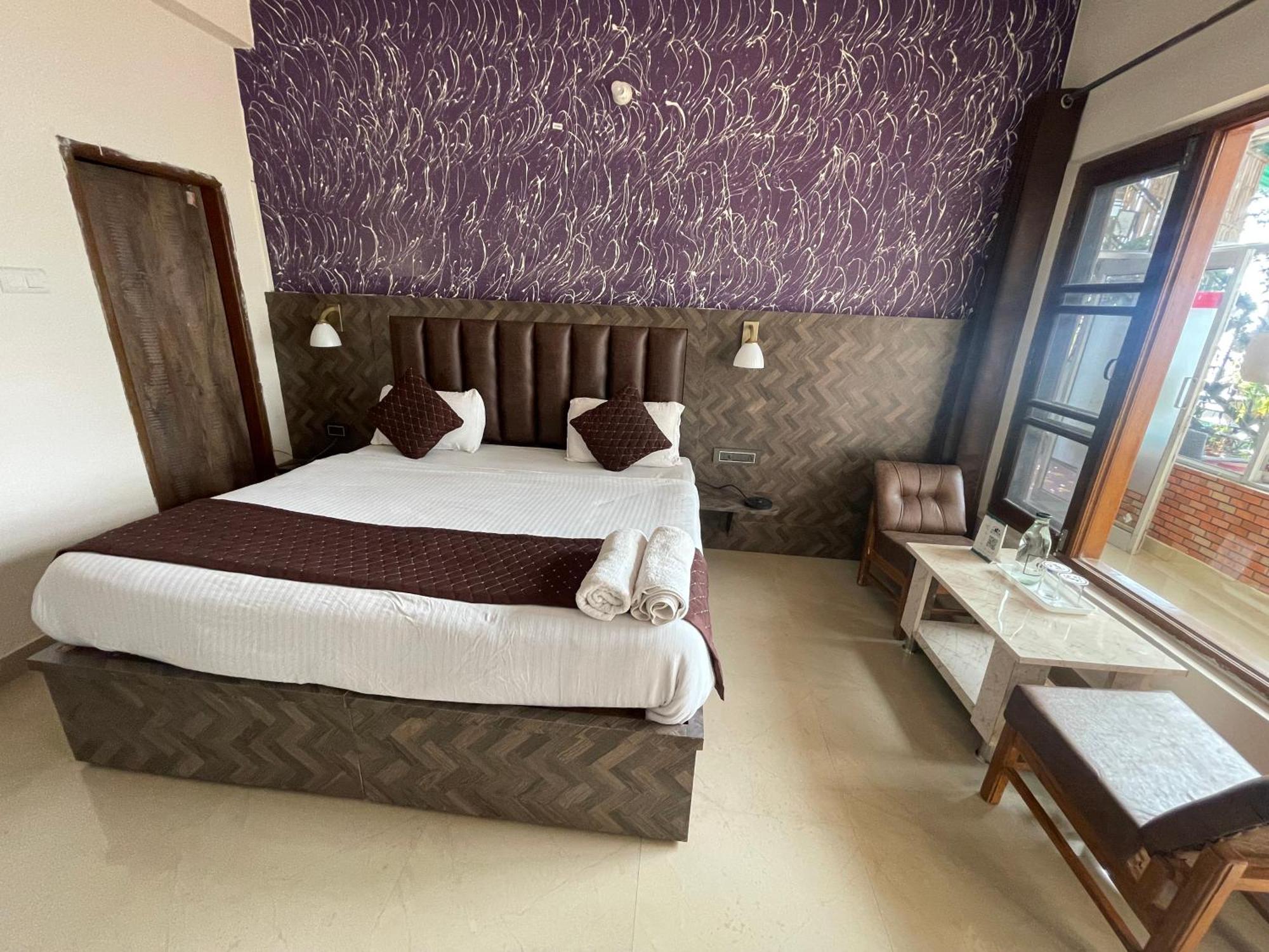 The Panda Hotel Dharamshala Bagian luar foto