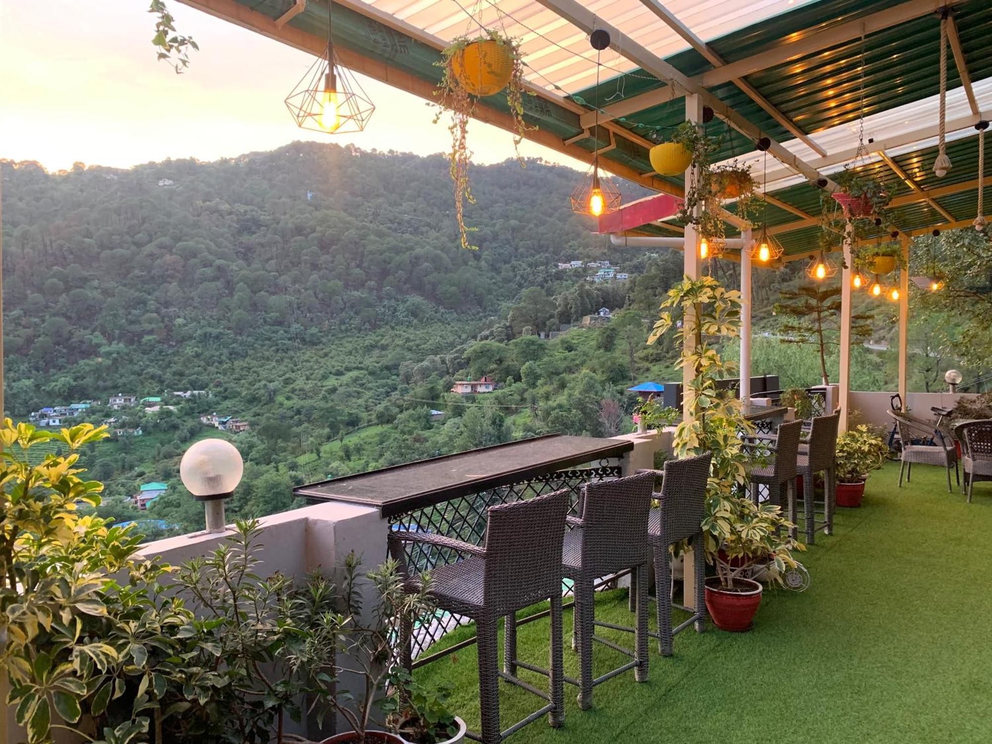 The Panda Hotel Dharamshala Bagian luar foto