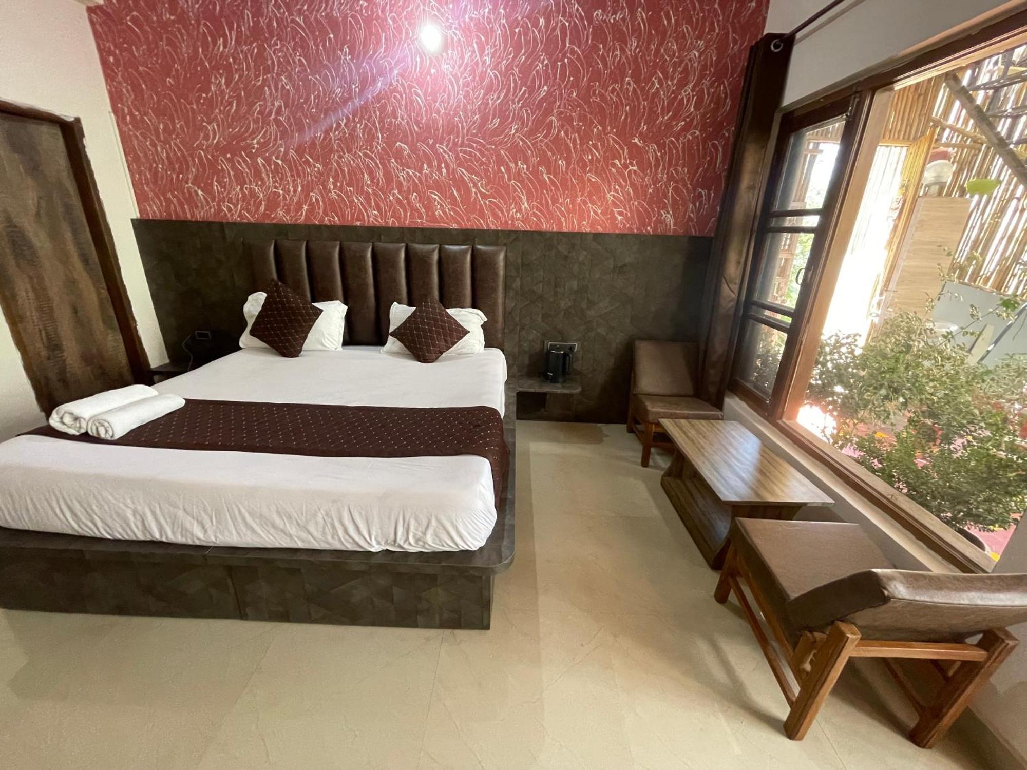 The Panda Hotel Dharamshala Bagian luar foto