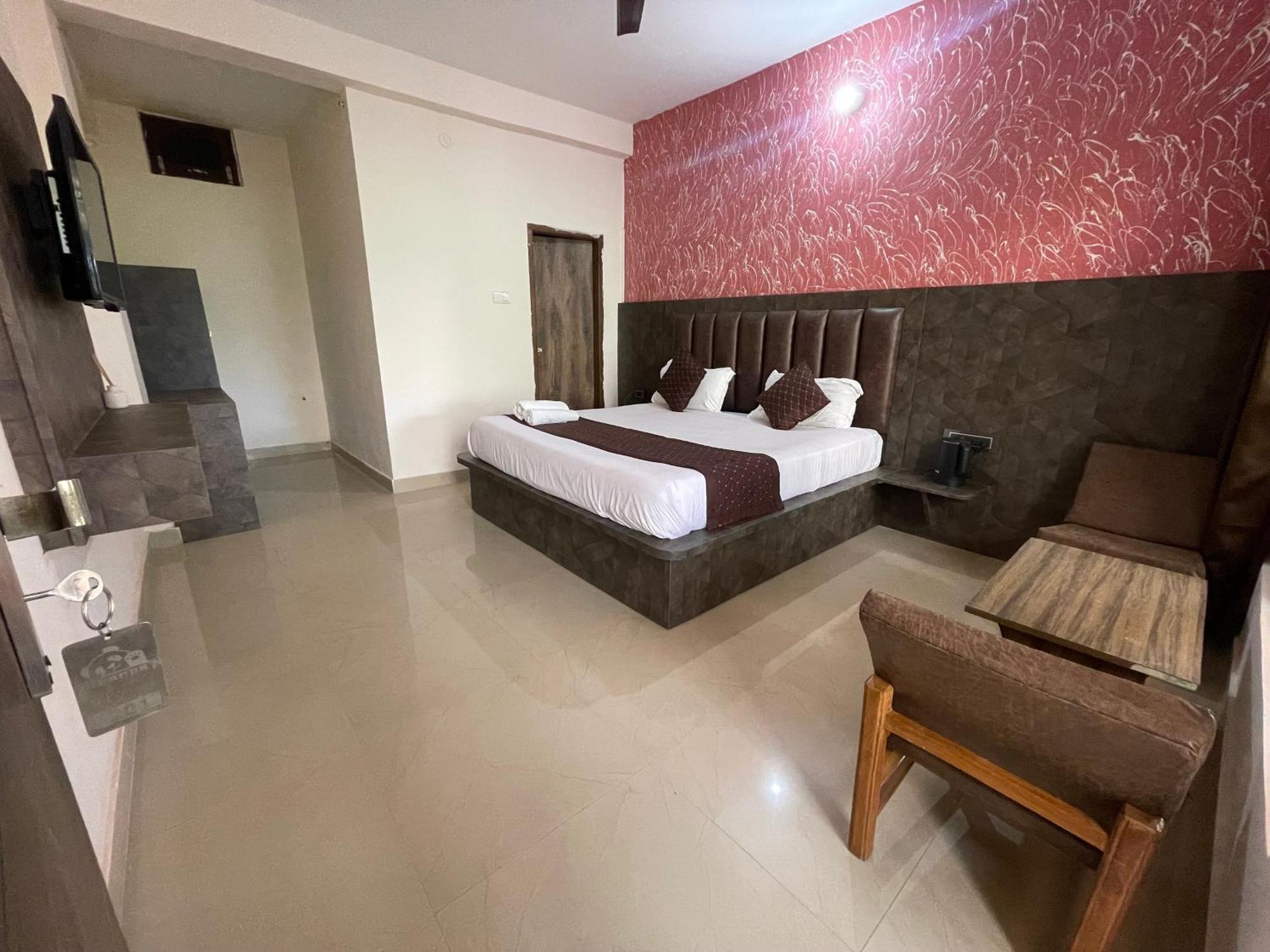 The Panda Hotel Dharamshala Bagian luar foto