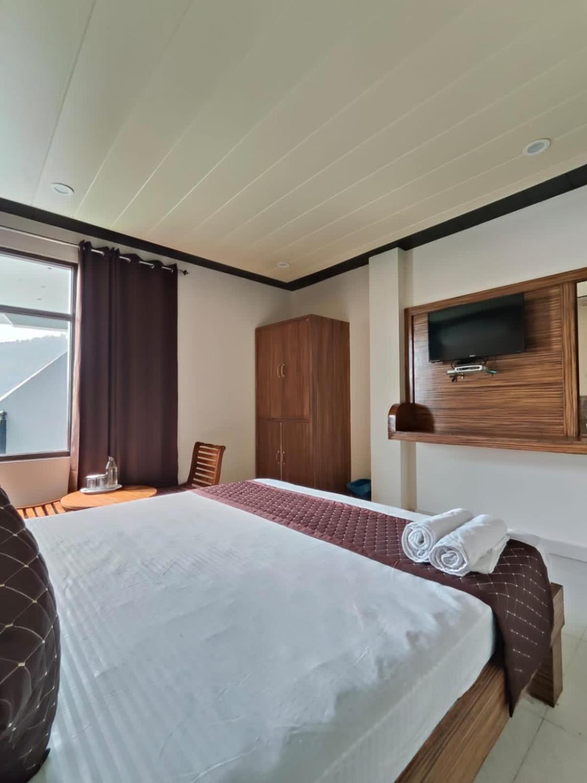 The Panda Hotel Dharamshala Bagian luar foto